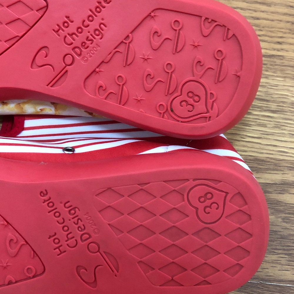 Hot Chocolate Popcorn Mary Janes Red Novelty Flats size 38 (US Size 8) - Picture 8 of 9
